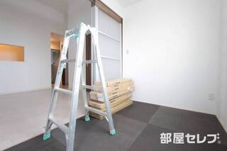 おしゃれな和室です