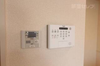 ALSOKがあり防犯面も強化。