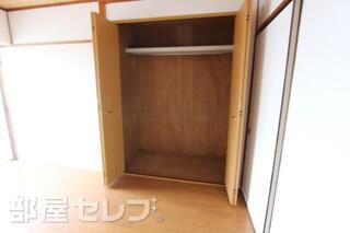 大きなクローゼット