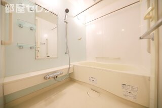 お風呂もきれいでおしゃれですね
