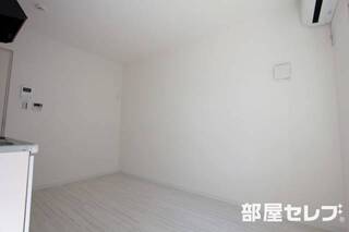 明るくシンプルな居室空間です。
