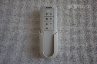 室内照明のリモコンがついてますよ～