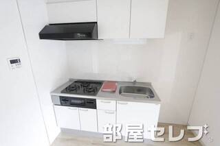 キッチンは新しくしてあります。