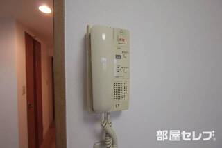 インターホン。