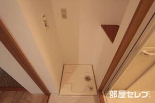 洗濯機は室内に置けます。