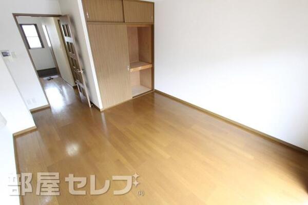 窓側からの写真です。