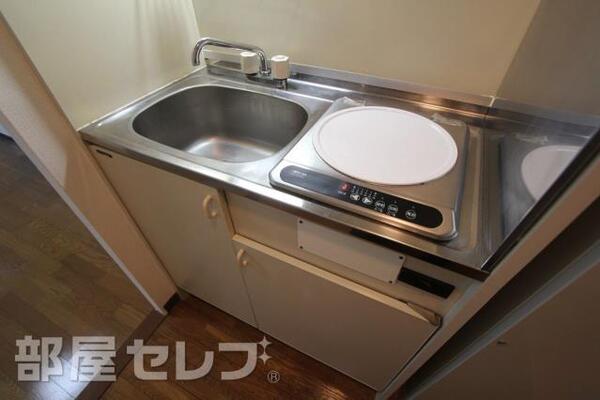ＩＨコンロが付いています。