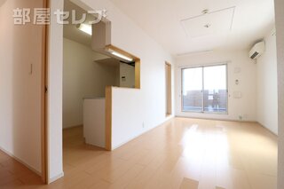 反転タイプのお部屋の写真です。