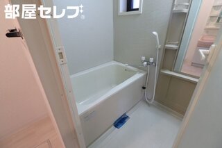 1日の疲れを癒すならここでしょ　写真は201号です。