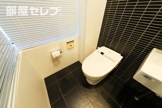 カラーパネルが素敵なお風呂です