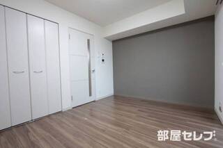 7.2帖の洋間です