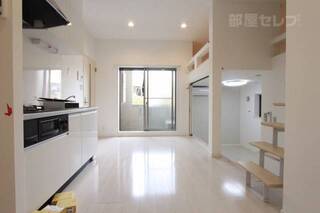 101号室室内参照