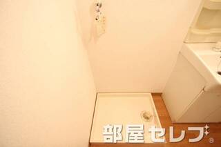 室内洗濯置き場。