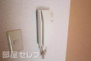 エアコン1基設置済みです。