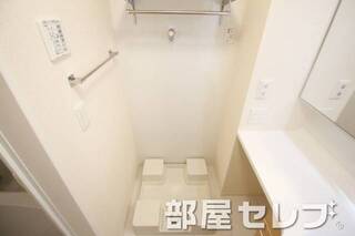 室内洗濯機置き場。