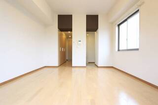 明るいお部屋です