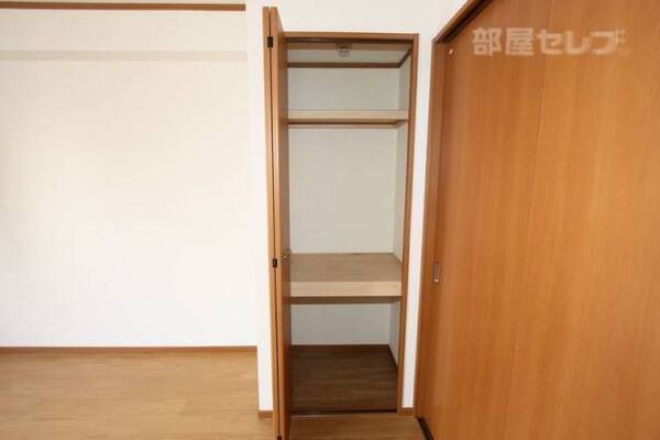 ※103号室内装写真参照