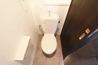 清潔感のあるトイレです。