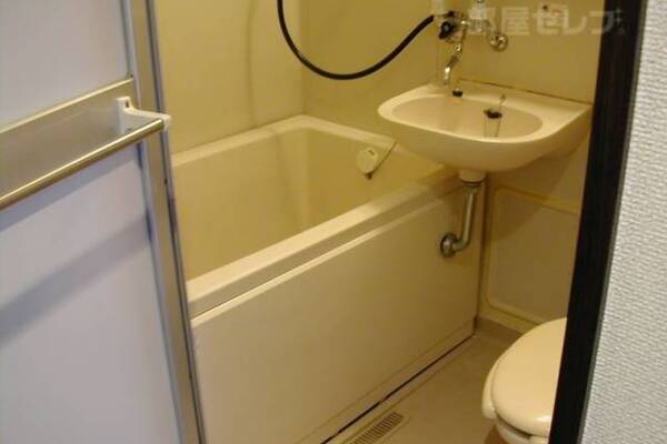 東向きのお部屋です。