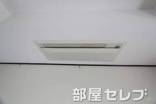 ビルトインエアコン。
