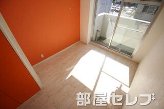 広くて快適。日当たりもバッチリ。