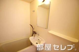 洗面台もありますよ。