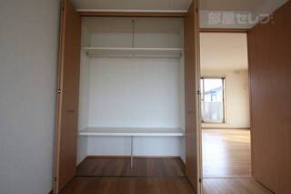※203号室内装写真参照