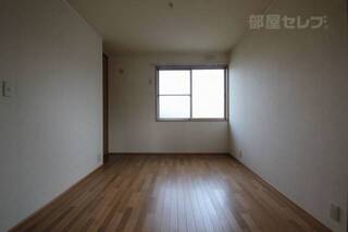 ※203号室内装写真参照