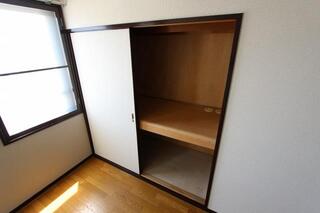 大きな押し入れもあります。