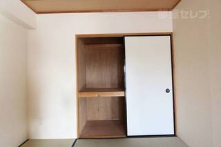 和室の押入れです。