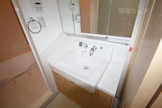 独立洗面化粧台です。