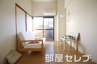広々したリビングで生活しやすいですね。