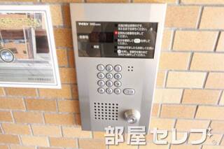 オートロックで安全です。