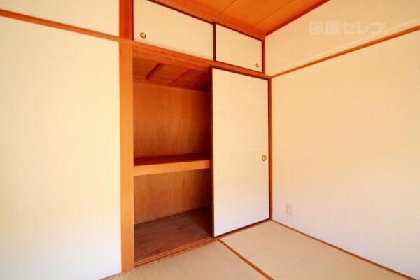 和室の収納です。