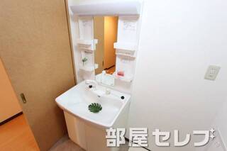 独立洗面台キレイです。