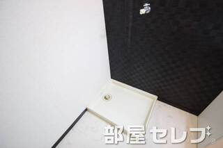 室内洗濯機置き場。