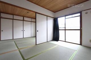 写真は106号室です