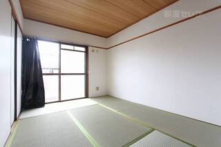 写真は106号室です