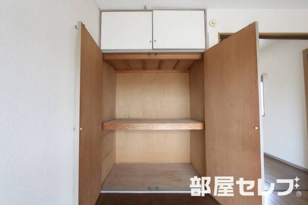 ※303号室内装写真参照