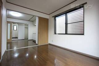 ※204号室内装写真参照