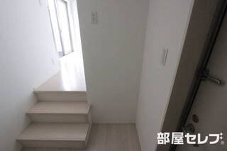 冷蔵庫置き場。