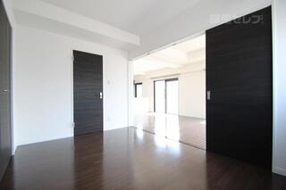 快適な洋室部屋でぐっすり睡眠を取りましょう。