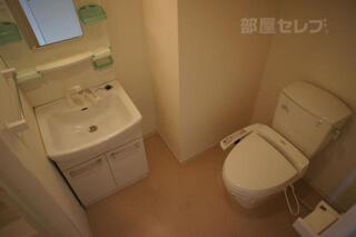 洗面所が目の前にあるので、すぐに手が洗えます。
