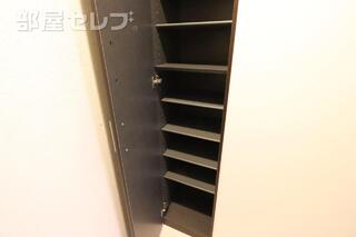 102号室