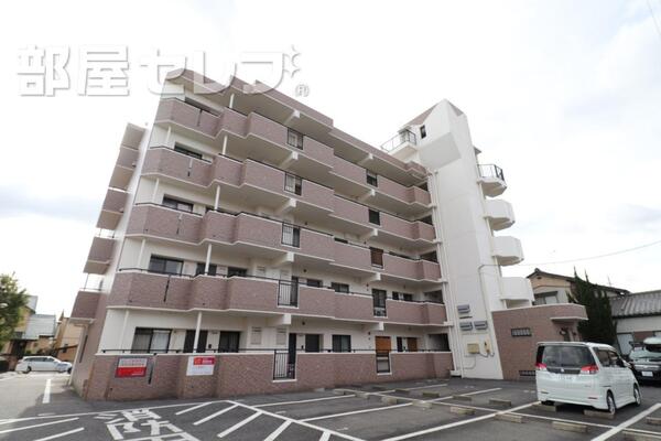 綺麗な外観です。