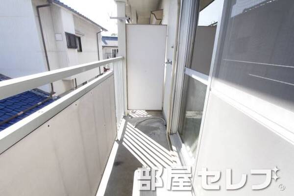 日当たりの良いベランダ。