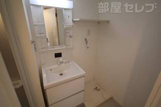 102号室撮影。