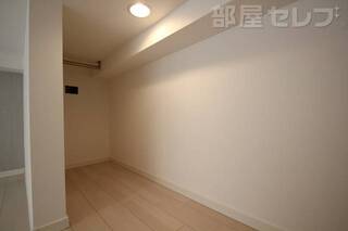 102号室撮影。