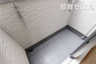 205号室