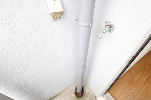 室外洗濯機置場